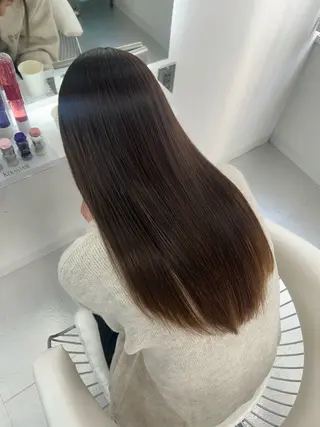 ロング あやめ🪽 オリーブ/ハイトーンのヘアスタイル