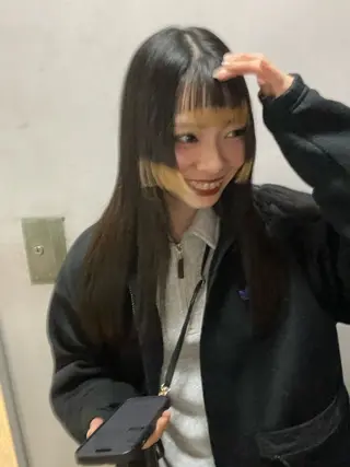 セミロング カラー RIN／韓国ヘア レイヤーカットのヘアスタイル