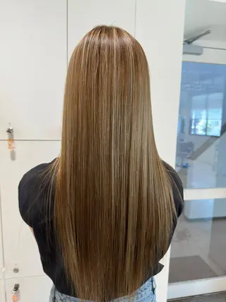 ロング MAO SHIRATOのヘアスタイル