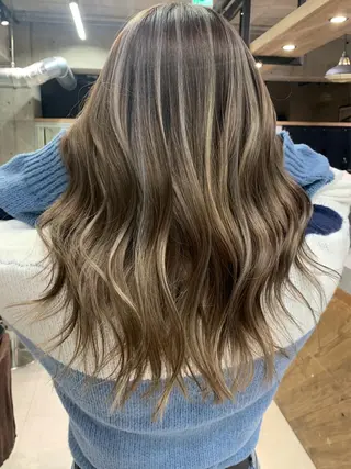 セミロング カラー 🌺KANA🇺🇸 海外トレンドヘアのヘアスタイル