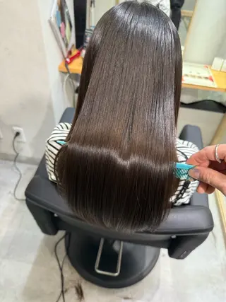 ロング ✨シルクストレート✨ 美髪髪質改善Yukiのヘアスタイル