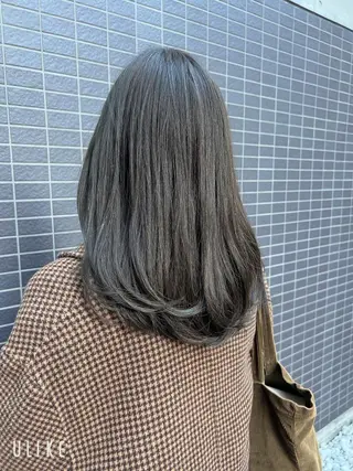 ロング 小山 ヨシタカのヘアスタイル