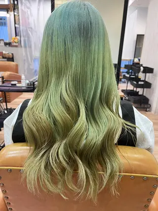 ロング カラー パーマ ヘアアレンジ Riposo.所属・✨艶髪✨ 奈須晴香のヘアスタイル