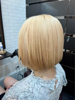 ショート TELAHAIR 伊藤 咲里奈のヘアスタイル