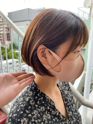 ショート カラー レイヤーカットのプロ 大人ヘア宮森貴志のヘアスタイル