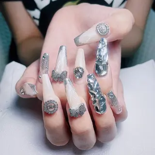 ネイル MUSES  NAIL  SALON所属・MUSES ネイルのネイルデザイン