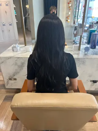 ロング カラー ヘアーメイクウィル野田阪神店所属・Yuu/髪質改善 デザインカラーのヘアスタイル