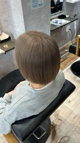 カラー LUCK by eim所属・成瀬 葵のヘアスタイル