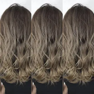 ロング カラー LUSTRE クロサワのヘアスタイル