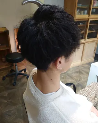 ショート パーマ メンズ 川端 智治のヘアスタイル