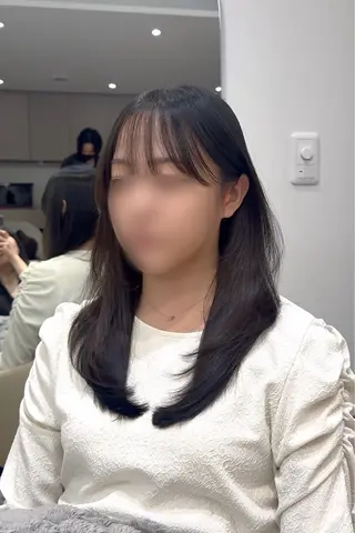 ロング カラー パーマ ヘアアレンジ パク・ボミン小野リエ 韓国ハーフ🦊のヘアスタイル