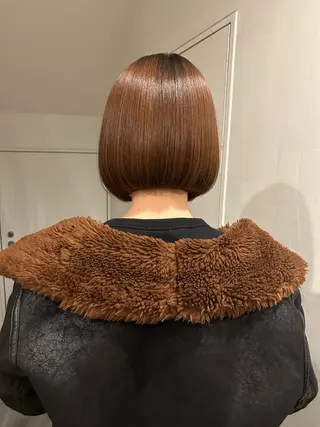 ショート hen所属・心斎橋/レイヤー/ ブリーチ/モエのヘアスタイル