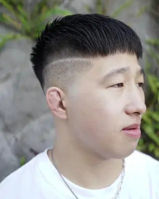 メンズ brunt jet所属・関 晃哉のヘアスタイル