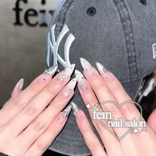 ネイル 🩰fein. hana🫧のネイルデザイン