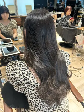 ロング カラー 🎀大竹美侑/顔まわ りカット/レイヤーのヘアスタイル