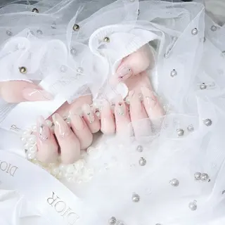 ネイル Yudia🦋 azuのネイルデザイン