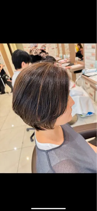 ショート カラー ✨白髪ぼかし脱白髪/ 山口智弘✨のヘアスタイル