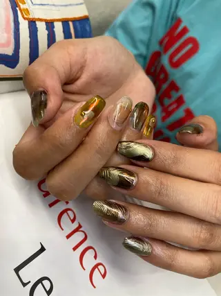 ミディアム écrin所属・kouno megumiのネイルデザイン