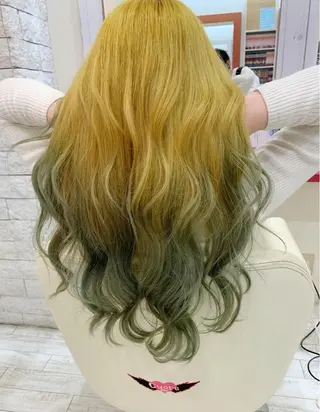 ロング カラー ヘアアレンジ 今村公介 ブリーチ特化、派手髪のヘアスタイル