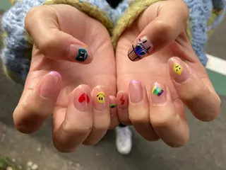 ネイル 海外ネイル u4me🦄💜のネイルデザイン