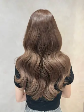 ロング 𝑴𝑰𝒀𝑼🩰 /銀座/透明感カラーのヘアスタイル