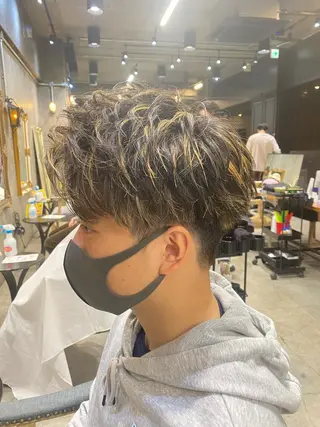 メンズ 🔥メンズ専門美容師 🔥YOSHIのヘアスタイル