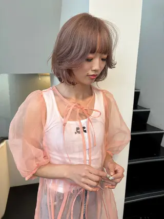 ミディアム カラー ファッションに 溶け込むstyleのヘアスタイル