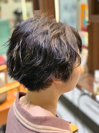 ショート カラー 髪質改善/縮毛矯正 ツヤ髪🩷さつきのヘアスタイル