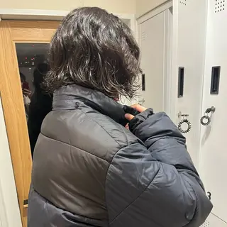 ミディアム パーマ pu+on. nailworks所属・fuyumi / ニュアンスネイルのネイルデザイン