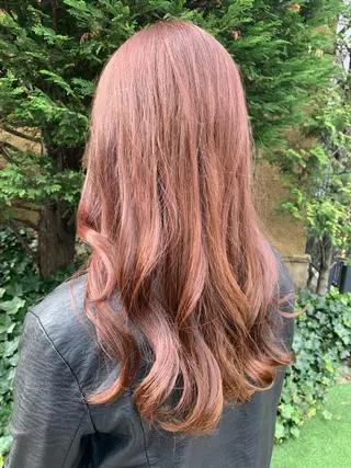 カラー Rina🪄 韓国風レイヤーcutのヘアスタイル