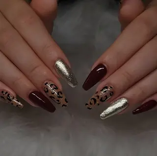 ネイル Natsumi 🦊  Nailのネイルデザイン