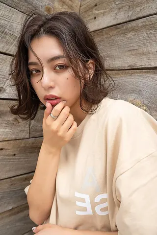 ミディアム ANGELICA 吉川智昭のヘアスタイル
