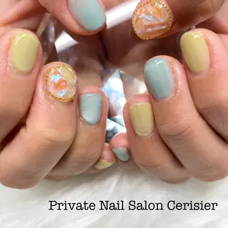 カラー Honda Kaoriのネイルデザイン