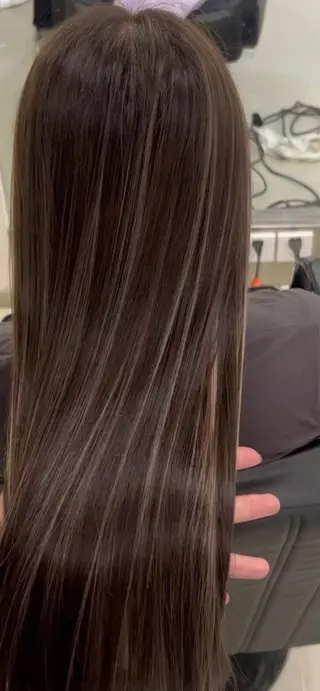 ロング 髙畑 璃音のヘアスタイル