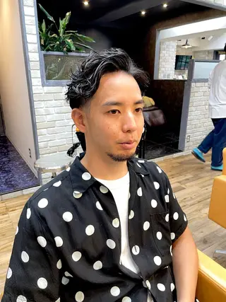 パーマ メンズ eyesburg W/est所属・ショート 村上のヘアスタイル