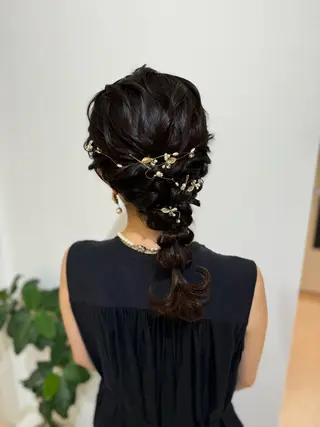 セミロング ヘアアレンジ 鷲見 望のヘアスタイル