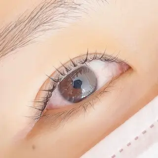 マツエク・マツパ Lee.nail ハルカのネイルデザイン