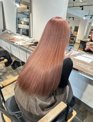 ロング カラー ✨艶ブリーチカラー ✨四ノ宮裕己のヘアスタイル