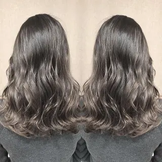 セミロング カラー biscohair 髪にドラマを。のヘアスタイル