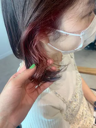 ショート カラー ヘアアレンジ サナ🌱 切りっぱなしボブのヘアスタイル