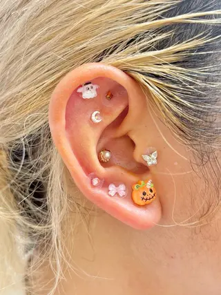 耳つぼジュエリー👂 🎀kumiのエステ・リラクイメージ