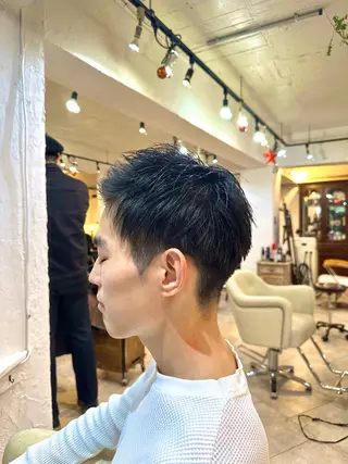 メンズ スパイキー/ ピンパーマ/緑川雄也のヘアスタイル