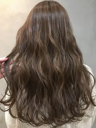 ロング カラー 🩷🍭中津・梅田 エリア🍬💜のヘアスタイル