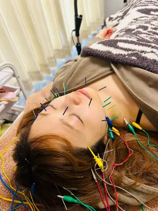 美容鍼灸サロン mahoroba院長のエステ・リラクイメージ