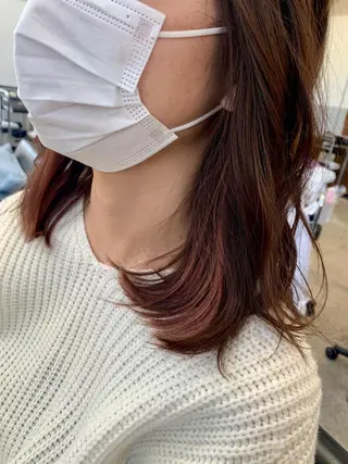 ミディアム 大内 志穂のヘアスタイル