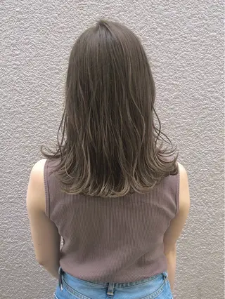 ミディアム くすみカラー♡ Yuukaのヘアスタイル
