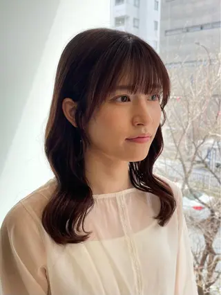ミディアム カラー SORA 麻布十番のヘアスタイル