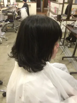 セミロング マンツーマン施術 ISSHKIのヘアスタイル