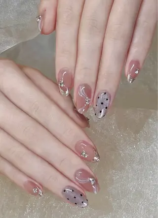 ネイル D-BEAUTY Nailsalonのネイルデザイン
