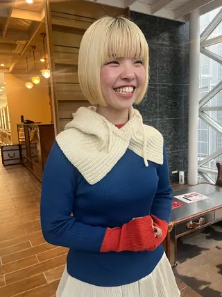 ミディアム 松野 心音のヘアスタイル